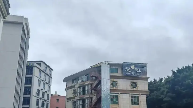 逛花都迎宾大道遇宝藏,十二年的硬核私房菜藏着满桌顺德好味道?