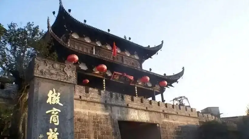 跟着晋商走欧亚万里茶道 见证从砖茶压制到产业链构建的多元历史细节