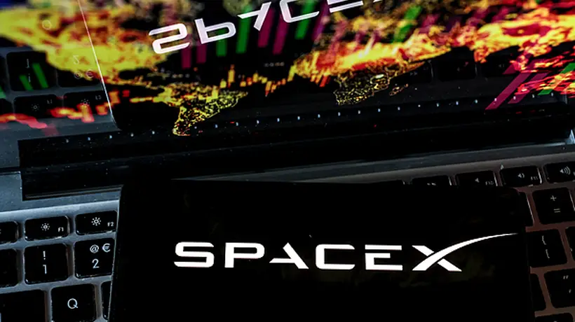SpaceX上市首份季报落地:营收近乎翻倍,AI大额投入引发盘后股价跌超8%,业务动态引多元关注与参与讨论