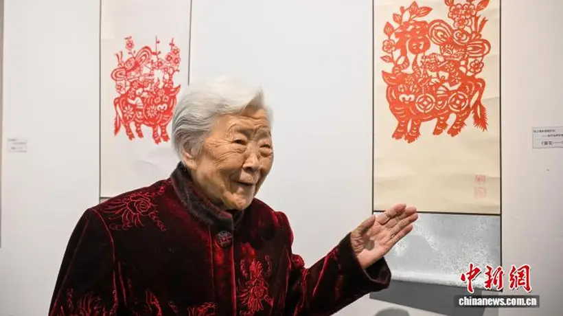 昆明百岁窗花奶奶张月仙剪纸展启幕 百件作品邀观众共赴传统匠心之约