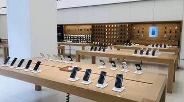 iPhone暂稳:为何苹果未涨价而Mac、iPad已涨?