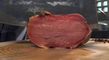 茶树菇配腊肉:山林与烟火的美味联姻