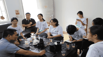 深山好茶如何走出山?岭南师院学子调研江林茶 为非遗茶品牌振兴献青春智慧