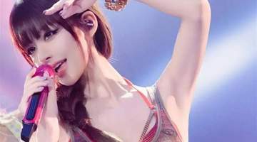 赵露思澳门演唱会九套造型掀全场热潮 粉丝共赴三小时全开麦唱跳盛宴