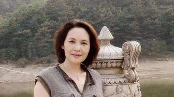 从荧幕到温哥华街角：李秀明的20余年隐退日常，买菜散步当外婆的平淡岁月