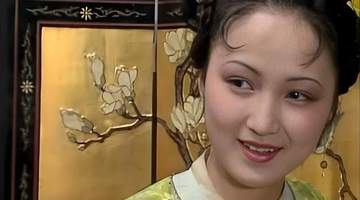 看平儿拒贾琏求欢时窗外一笑,懂她靠清醒守住尊严的底气