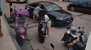 监控曝光:广东一男子快递站捅伤村书记,站门口打110报警,二审维持死刑判决