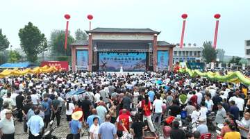 安徽临泉瓦店镇:山羊美食与唢呐艺术共掀盛夏狂欢