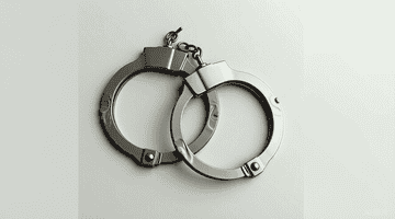 16岁女生服刑期间被查漏罪 曾拘禁他人40多小时逼索钱财 巴彦淖尔法院数罪并罚判12年