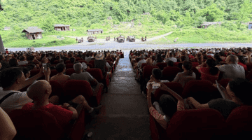 板桥避暑旅居游客专属!《娄山关大捷》实景演出惠民福利上线 千人共赴红色文化盛宴