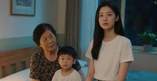高考前夜我妈带外孙来住，妻子察觉不对劲后，给儿子花6000订酒店