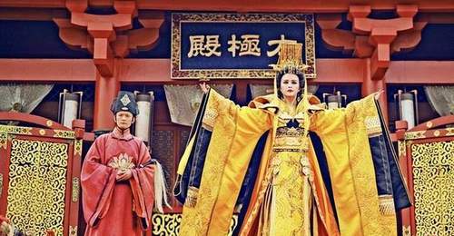 武则天称帝后,为何不册立武氏子弟,而是将皇位还给李唐?