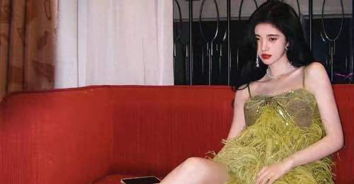 四千年美女鞠婧祎晒最新写真,独立后首次大胆尝试性感风,网友赞