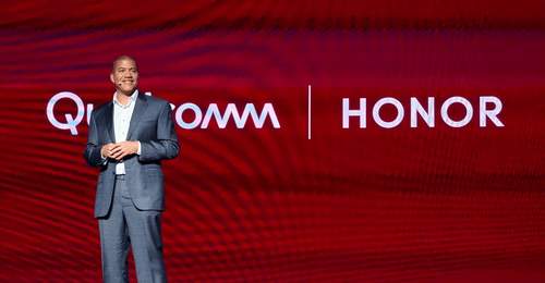 高通高管亮相荣耀MWC2026展前发布会