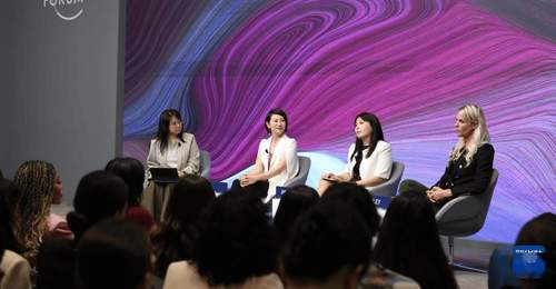 “AI不仅需要算法与算力,更需要‘她视角’”,多位嘉宾大连夏季达沃斯现场探讨