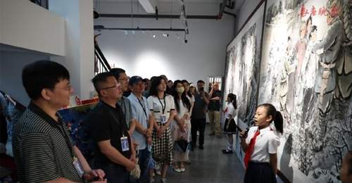 走进春京西:从一家主题店看长春的“迎宾表情”