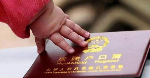 全员“梓涵”消失不见,老师崩溃,新一批烂大街名字再次来袭