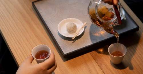 有人因喝普洱茶而被感染?一克熟茶五亿霉菌!喝熟茶等于喝脏水?