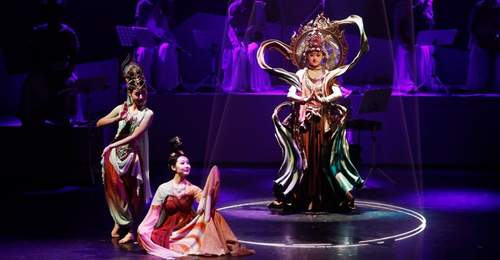 去剧场感受“敦煌乐舞”,《乐动敦煌》在沪开启全球巡演