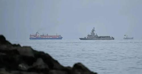 伊朗称霍尔木兹海峡目前无法通行
