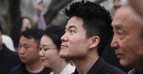 孙东旭成了董宇辉的真正对手