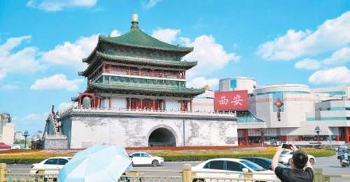 秦岭巍峨入画 古城古韵悠长