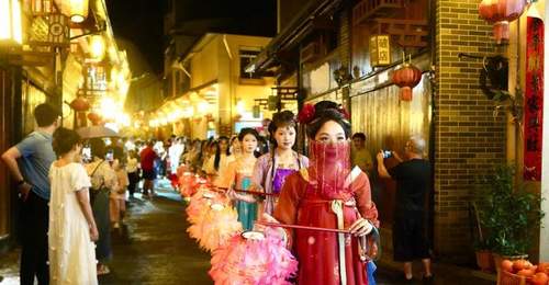 福建高海拔古村纳凉“出圈”