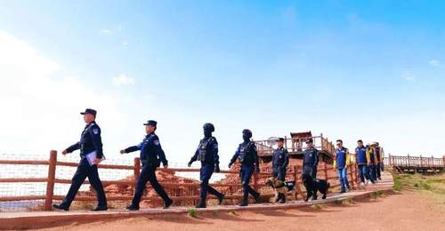 游客出游张掖享安心 旅游警务暖心护航全域精彩游