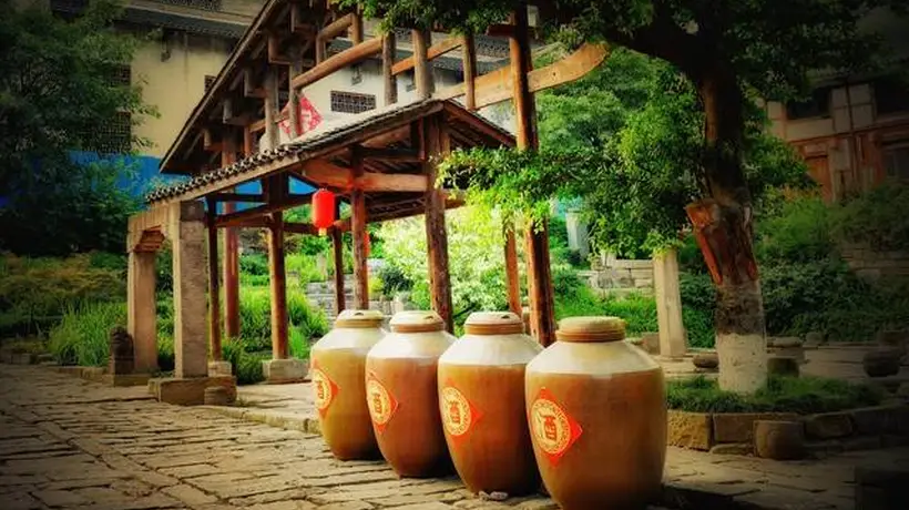 酱香酒为什么要存放三年以上才出厂,陈酿的作用了解一下