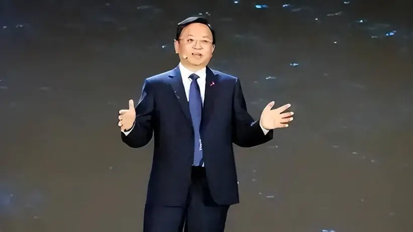 存货1604亿,市值蒸发8000亿:比亚迪,终究还是成了一家“车企”