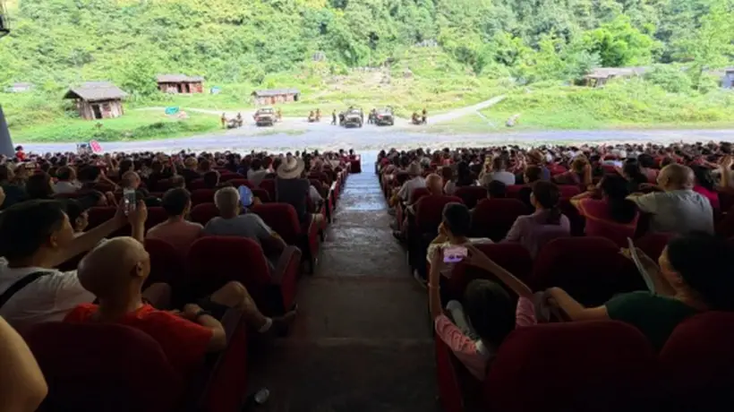 板桥避暑旅居游客专属!《娄山关大捷》实景演出惠民福利上线 千人共赴红色文化盛宴