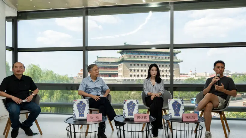 景德镇申遗后的《瓷都绘》 多元手工制瓷活动中匠人与景漂的鲜活体验