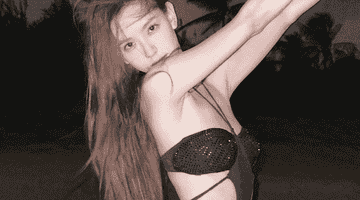 孙一宁泳装照刷屏!从硬刚王思聪到曝光医美黑幕,她太敢了