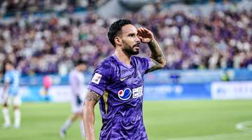 中超-谢蒂内哈达斯季胜攀破门 津门虎3-0新鹏城