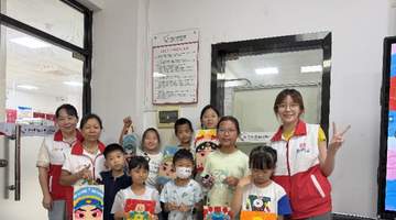 巧手绘脸谱 童心赏国粹,李松蓢社区开展少年非遗手作课堂