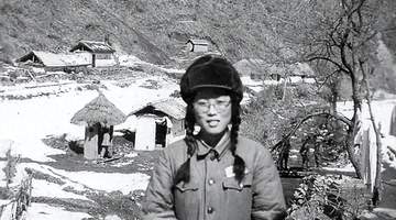上甘岭坑道里的28天里，她攥着布条记上千二百位牺牲战士的名字，要带名册的模样，让多少人红了眼