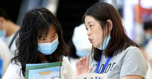 26所本科0投档，985分数上涨，211“大跳水”：高考录取两极分化现象引人关注