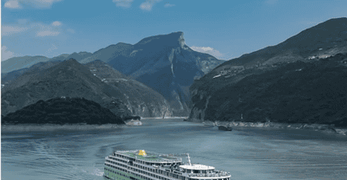 逛三峡游轮选靠谱旅行社?多元活动+贴心服务,让你的旅途省心又尽兴