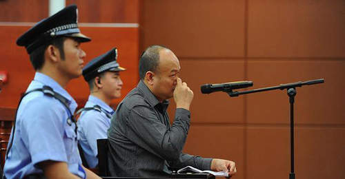 广东“坟爷”林耀昌旧案追诉案一审宣判:犯聚众斗殴罪,判5年