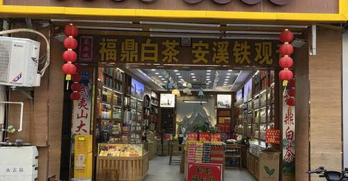 奶茶店天天排队却关门,冷清小店月抵 3 家奶茶,老板靠啥赚钱?