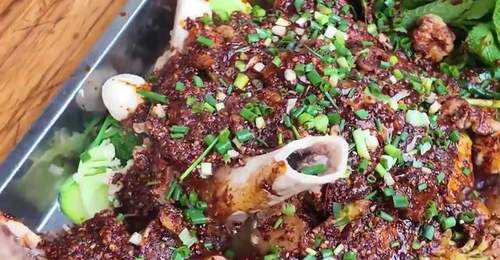 云南鲁甸:一碗麻辣烫,半城烟火香