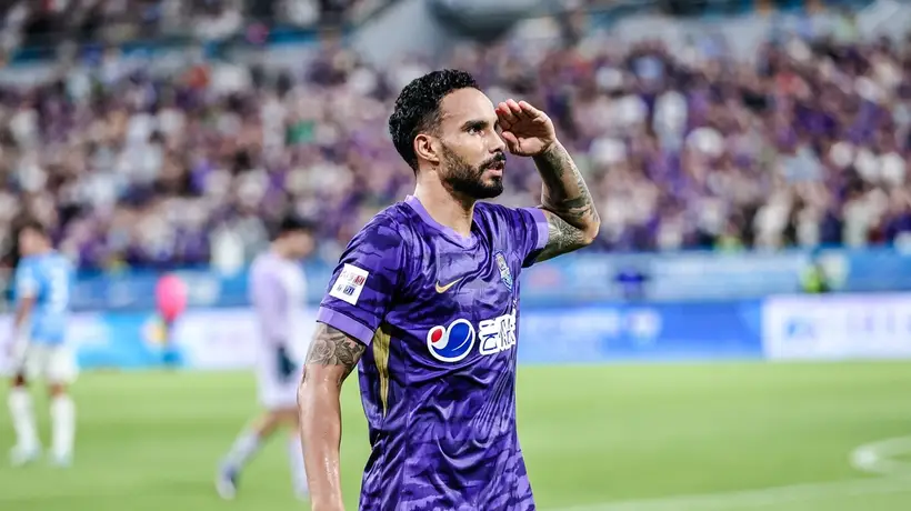 中超-谢蒂内哈达斯季胜攀破门 津门虎3-0新鹏城