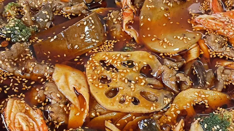 这锅钵钵鸡，在家就能实现自由