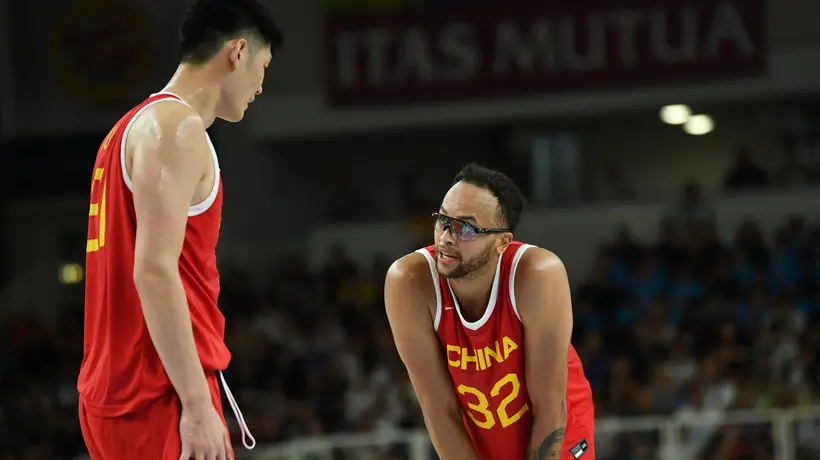 中国男篮归化球员计划暂停重启时间未定