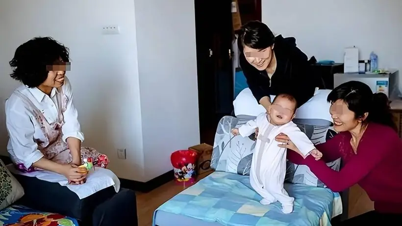不建议让老人长期带娃的三个迹象
