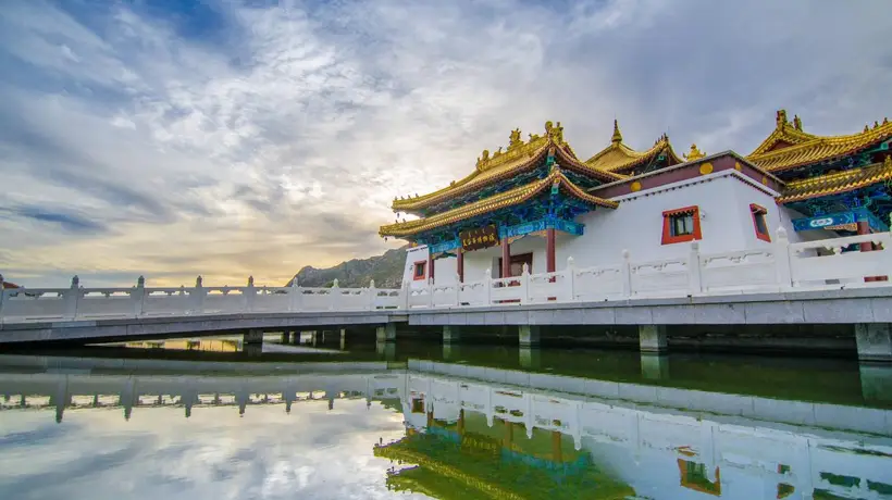 来呼和浩特蜜月旅行?参与定制游,专属烛光晚餐跟拍都能安排