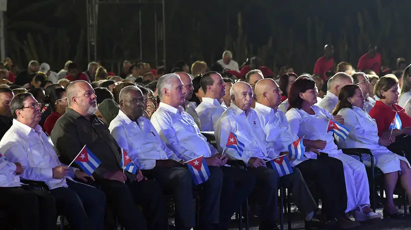 古巴比那尔德里奥举办7·26起义日庆典 五千民众共襄纪念活动