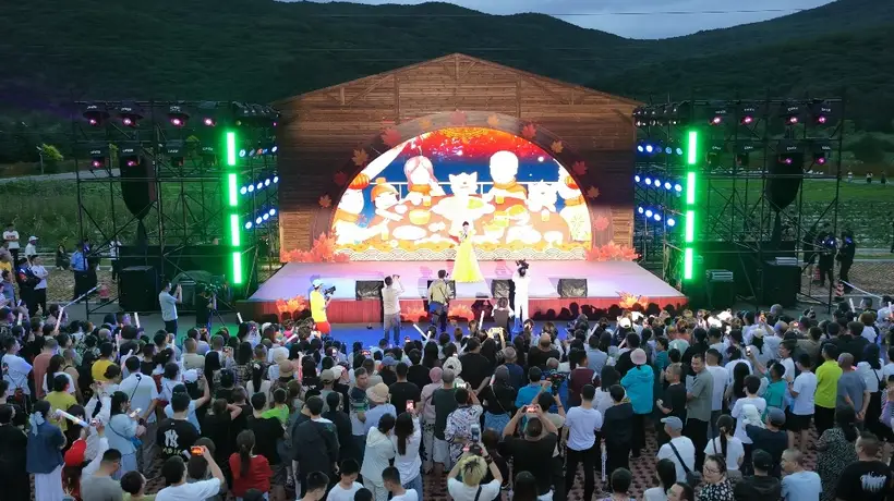 8月南岔梧桐小镇森林音乐季启幕 邀省内外观众沉浸式参与多元活动