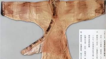 为何世人都怀疑王莽是“穿越者”?看看他的妻子穿的什么?