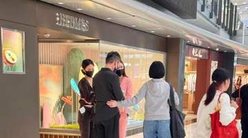 小S晒一家香港游玩照，小S全家香港度假登上热搜